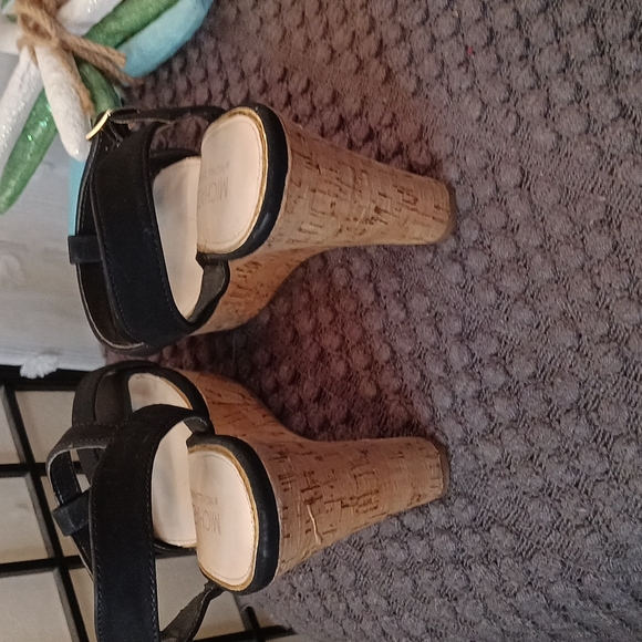 Michael's corky wedges💜 - Picture 4 of 8